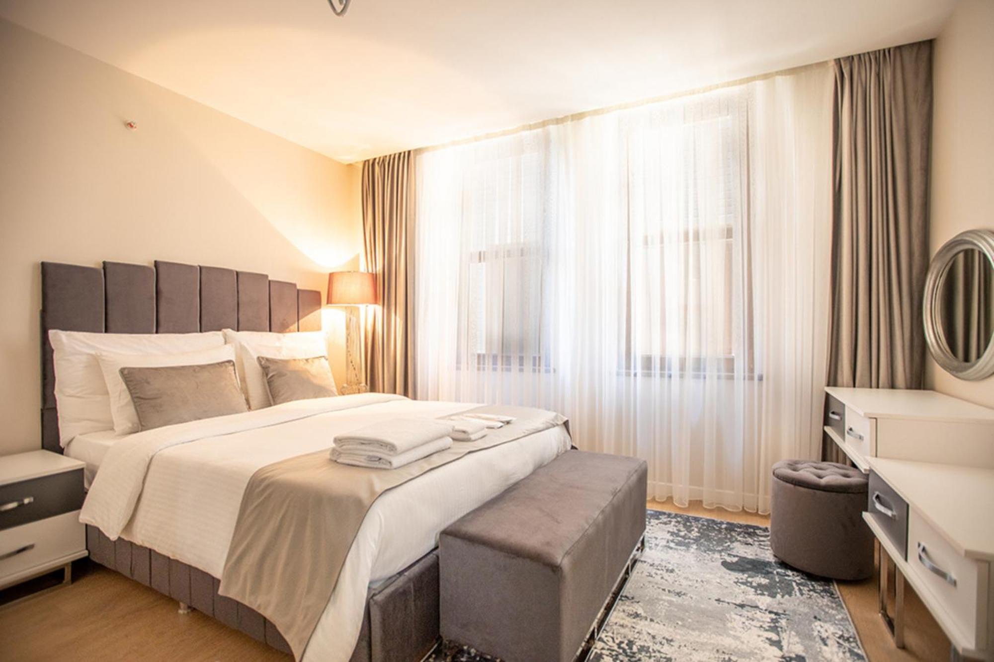 Hotel Millennium Istanbul Golden Horn Zewnętrze zdjęcie A bedroom at the hotel