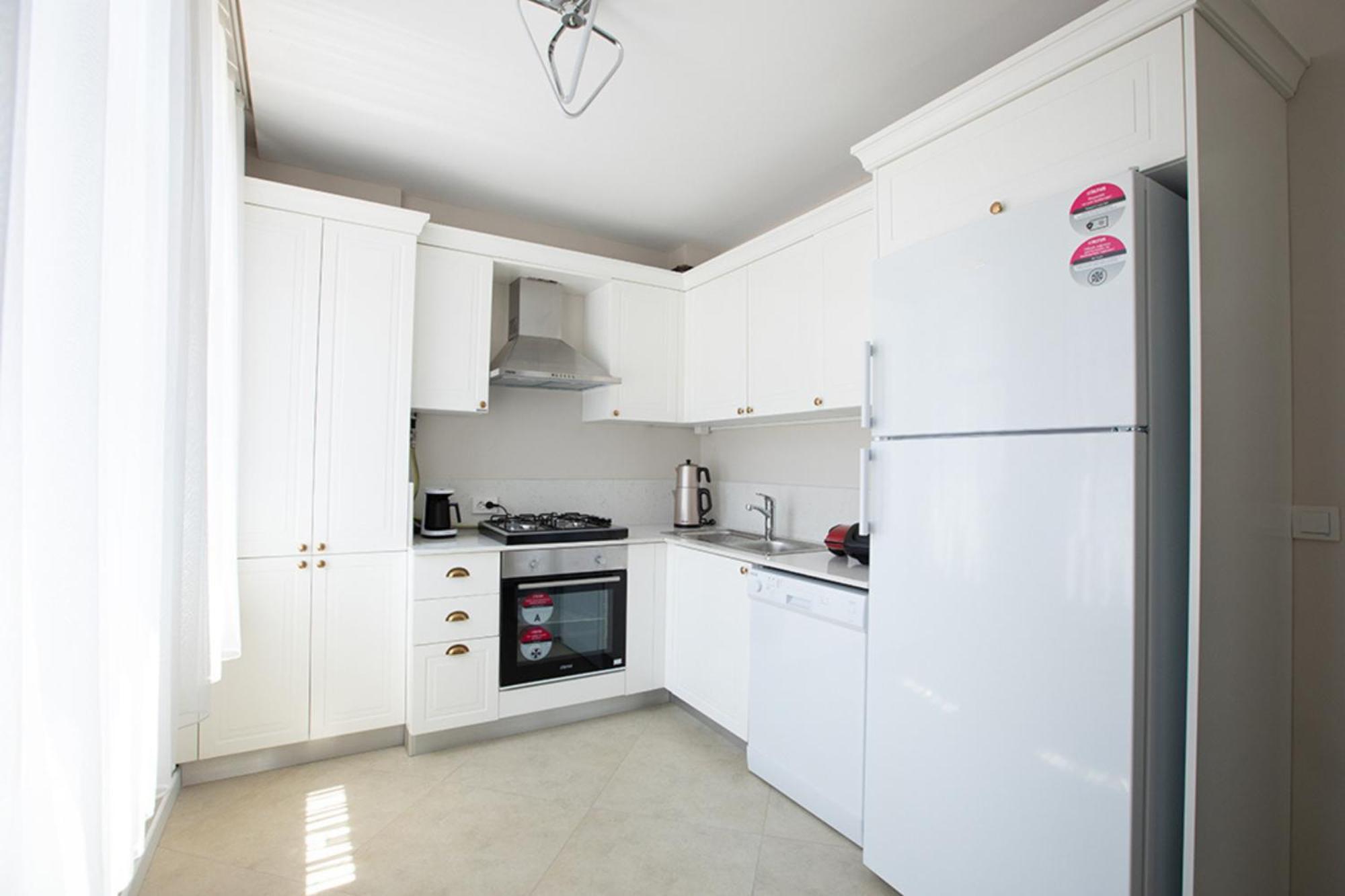 Hotel Millennium Istanbul Golden Horn Zewnętrze zdjęcie A modern kitchen